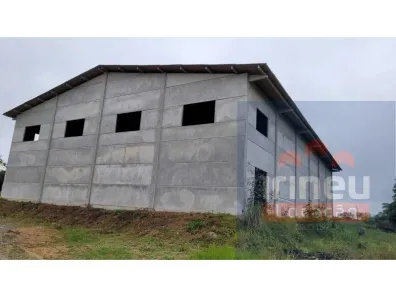 Galpão/Depósito/Armazém para alugar, 600m² no Porto Grande, Araquari