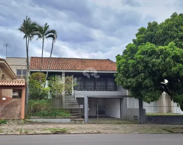 Casa com 4 Quartos à venda, 211m² no Vila Ipiranga, Porto Alegre