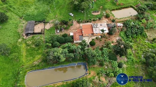 Fazenda/Sítio com 4 Quartos à venda, 25m² no Centro, Abadiânia