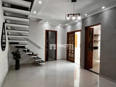 Sobrado com 4 Quartos à venda, 250m² no Nova Petrópolis, São Bernardo do Campo