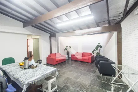 Casa com 2 Quartos à venda, 246m² no Vila Pouso Alegre, Barueri