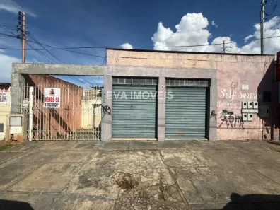 Casa à venda, 266m² no Setor dos Funcionários, Goiânia