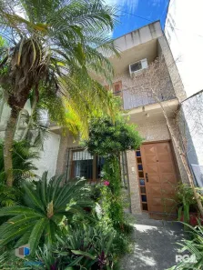 Casa com 2 Quartos à venda, 230m² no Cidade Baixa, Porto Alegre