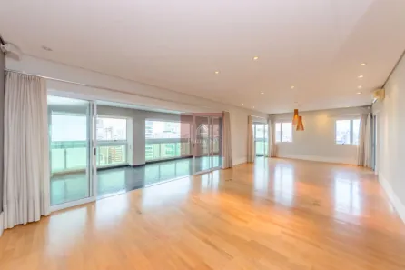 Apartamento com 4 Quartos à venda, 233m² no Vila Uberabinha, São Paulo
