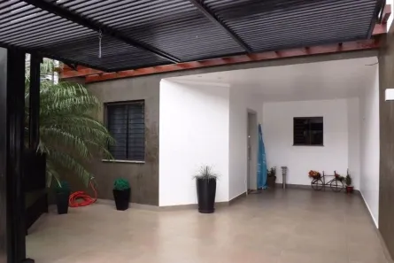 Sobrado com 3 Quartos à venda, 120m² no Neva, Cascavel