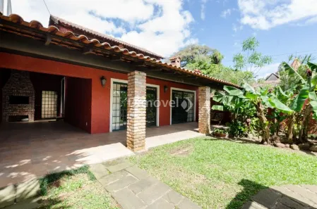 Casa com 2 Quartos à venda, 197m² no Vila Assunção, Porto Alegre