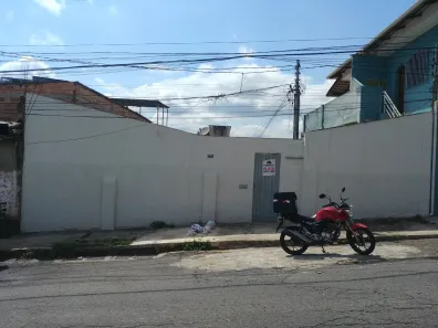 Casa com 2 Quartos para alugar, 50m² no Boa Vista, Belo Horizonte