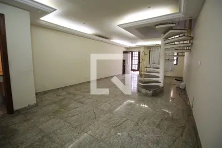 Casa com 4 Quartos à venda, 250m² no Jardim da Glória, São Paulo
