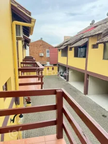 Casa de Condomínio com 3 Quartos à venda, 150m² no Serraria, Porto Alegre