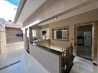 Casa com 3 Quartos à venda, 180m² no Jardim Arco-Íris, Salto