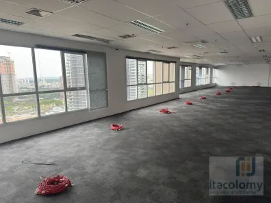 Sala Comercial para alugar, 596m² no Sítio Tamboré Alphaville, Barueri