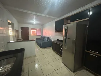 Casa com 2 Quartos para alugar, 60m² no Santa Felicidade, Cascavel