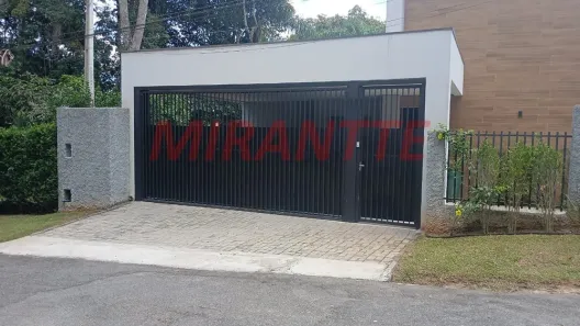 Casa com 3 Quartos à venda, 202m² no Caraguatá, Mairiporã