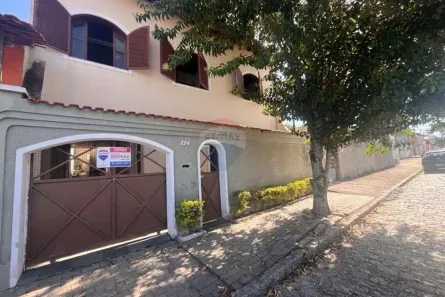 Sobrado com 4 Quartos à venda, 200m² no Parque Santana, Mogi das Cruzes