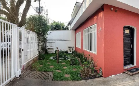 Casa com 3 Quartos à venda, 300m² no Vila Ipojuca, São Paulo