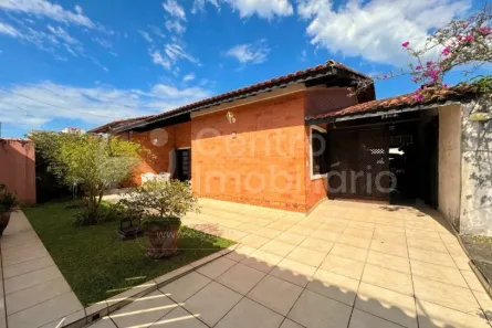 Casa com 3 Quartos à venda, 179m² no Jardim Tres Marias, Peruíbe