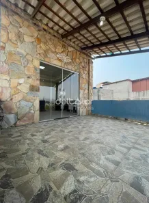 Casa com 3 Quartos para alugar, 150m² no Jaqueline, Belo Horizonte