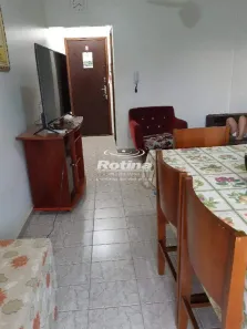Apartamento com 3 Quartos à venda, 78m² no Segismundo Pereira, Uberlândia