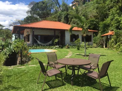 Casa com 5 Quartos para venda ou aluguel, 382m² no , Mangaratiba