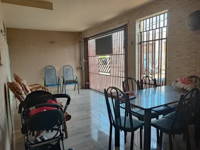 Casa com 6 Quartos à venda, 215m² no Jardim Santo André, Sorocaba