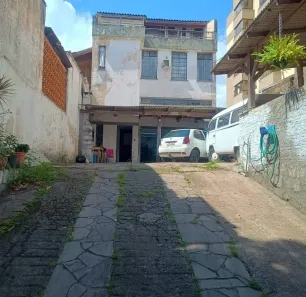 Lote/Terreno à venda, 240m² no Farroupilha, Porto Alegre