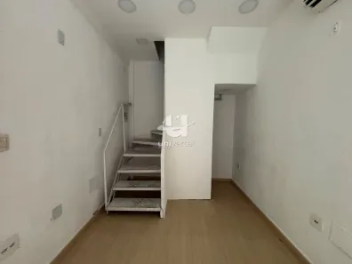Ponto Comercial para alugar, 12m² no Centro, Juiz de Fora