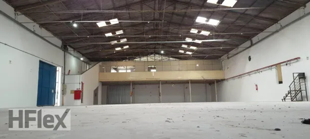 Galpão/Depósito/Armazém à venda, 1300m² no Chácara do Solar I (Fazendinha), Santana de Parnaíba