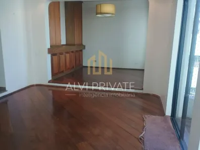 Apartamento com 3 Quartos para alugar, 136m² no Santa Cecília, São Paulo