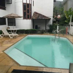 Casa de Condomínio com 4 Quartos à venda, 505m² no Piratininga, Niterói