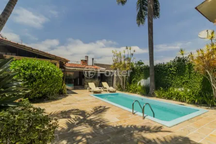 Casa com 3 Quartos à venda, 244m² no Ipanema, Porto Alegre