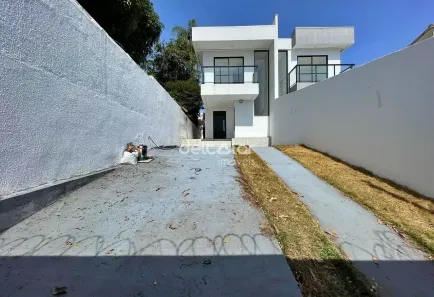 Casa com 3 Quartos à venda, 140m² no Santa Branca, Belo Horizonte