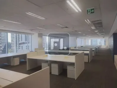 Sala Comercial para alugar, 883m² no Vila São Francisco (Zona Sul), São Paulo