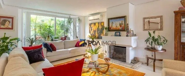 Casa com 3 Quartos para alugar, 324m² no Três Figueiras, Porto Alegre