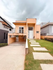 Casa de Condomínio com 3 Quartos à venda, 250m² no Suru, Santana de Parnaíba