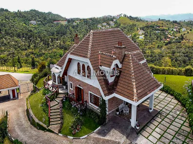 Casa de Condomínio com 4 Quartos à venda, 348m² no Atalaia, Campos do Jordão