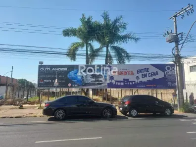 Lote/Terreno à venda, 2000m² no Nossa Senhora Aparecida, Uberlândia