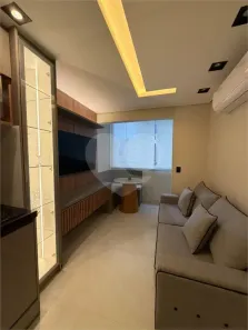 Apartamento com 1 Quarto para venda ou aluguel, 30m² no Vila Olímpia, São Paulo