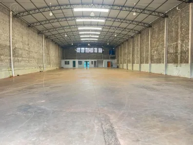 Galpão/Depósito/Armazém para alugar, 1200m² no Centro, Ibiporã
