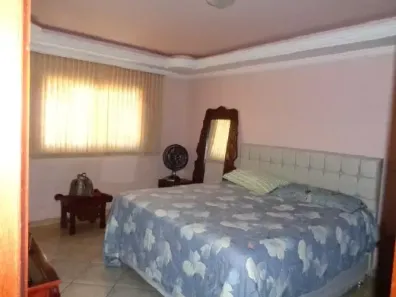 Casa com 4 Quartos à venda, 400m² no Recreio do Funcionário Público, Goiânia