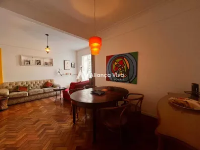 Apartamento com 2 Quartos à venda, 110m² no Copacabana, Rio de Janeiro