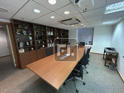 Sala Comercial para alugar, 757m² no Botafogo, Rio de Janeiro