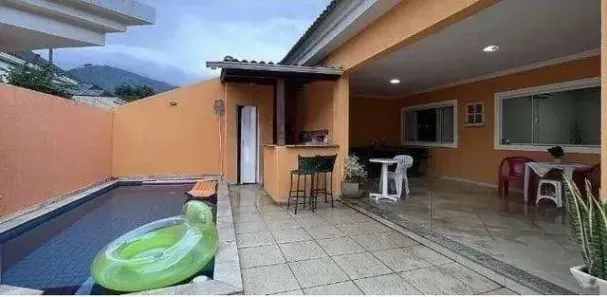 Casa com 3 Quartos à venda, 200m² no Vargem Grande, Rio de Janeiro