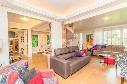 Casa de Condomínio com 4 Quartos à venda, 270m² no Lomba do Pinheiro, Porto Alegre