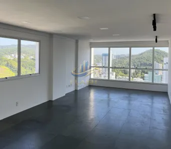 Sala Comercial para alugar, 42m² no Pioneiros, Balneário Camboriú