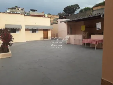 Casa com 4 Quartos à venda, 229m² no Saudade, Belo Horizonte