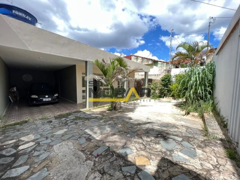 Casa com 4 quartos — Salgado Filho, Belo Horizonte