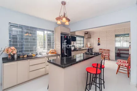 Casa com 3 Quartos à venda, 232m² no Igara, Canoas
