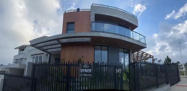Sobrado com 3 Quartos à venda, 149m² no Ferraz, Garopaba