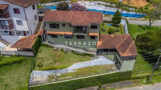 Casa com 4 Quartos para alugar, 170m² no Panorama, Teresópolis
