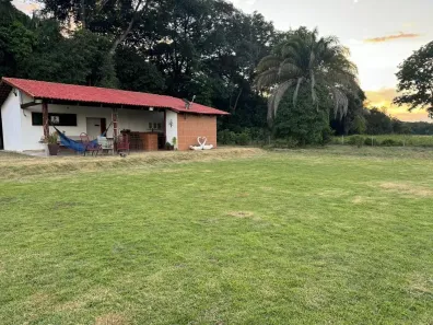 Fazenda/Sítio com 3 Quartos à venda, 110m² no , Britânia